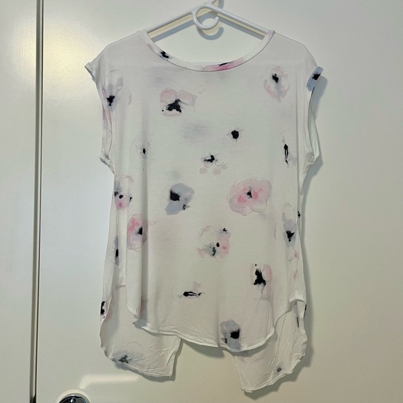 Wilfred Anvers floral open back shirt - Picture 2 of 3